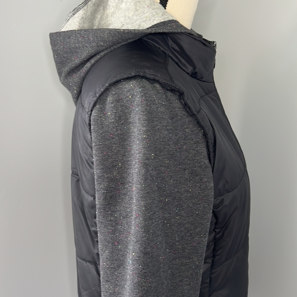 PUMA | Lightweight Jacket - Picture 5 of 11